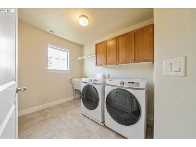 3351 Nw GRASS VALLEY Dr, Camas, WA 98607