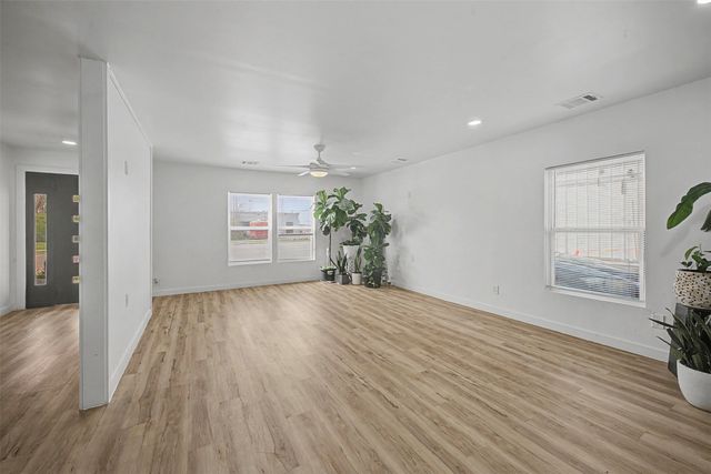 5409 Sun Valley Drive, Fort Worth, TX 76119