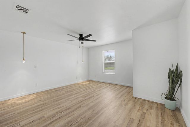 5409 Sun Valley Drive, Fort Worth, TX 76119