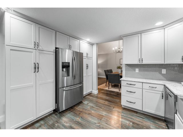 2512 Nw LOGAN St, Camas, WA 98607