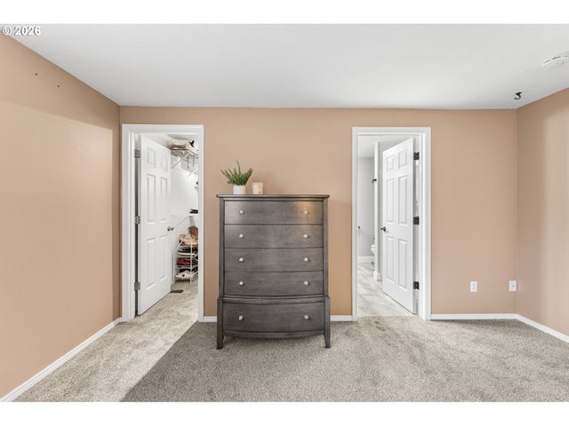 2512 Nw LOGAN St, Camas, WA 98607