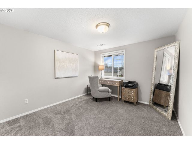 2512 Nw LOGAN St, Camas, WA 98607