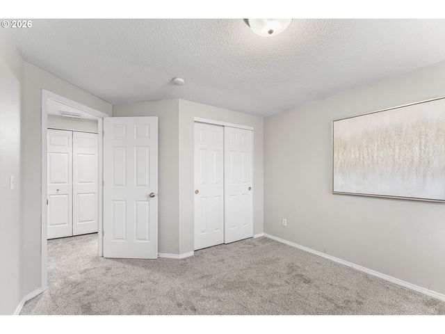 2512 Nw LOGAN St, Camas, WA 98607