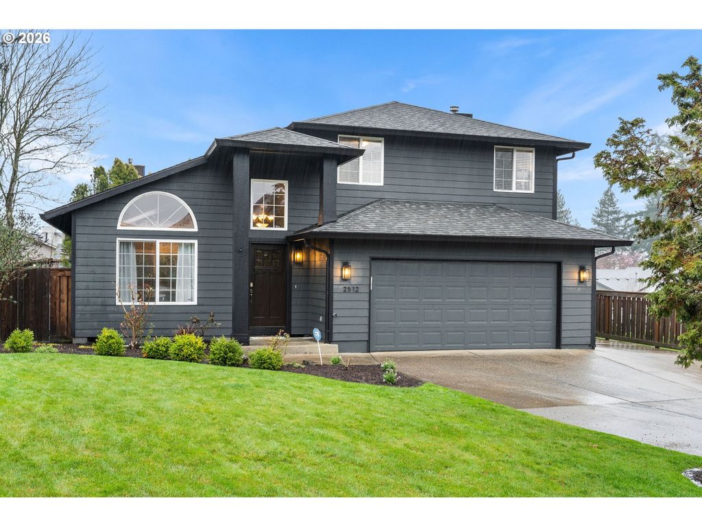 2512 Nw LOGAN St, Camas, WA 98607
