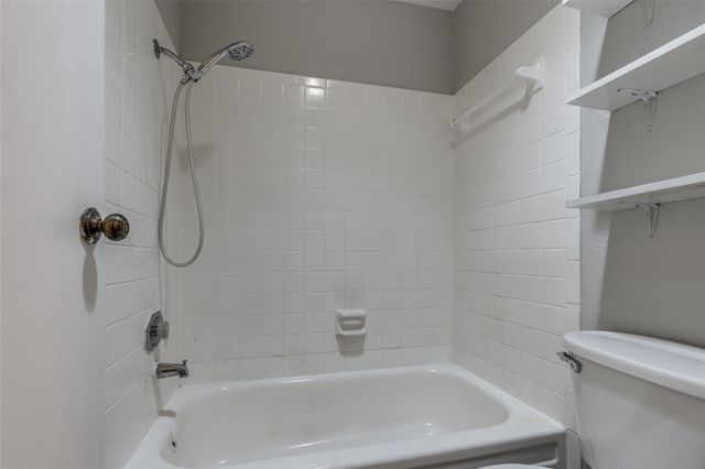 9707 Richmond Avenue 34, Houston, TX 77042