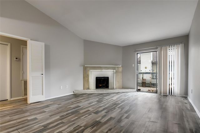 9707 Richmond Avenue 34, Houston, TX 77042