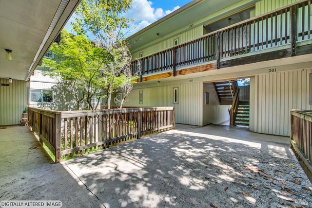 229 Nautical Ct, Vallejo, CA 94591