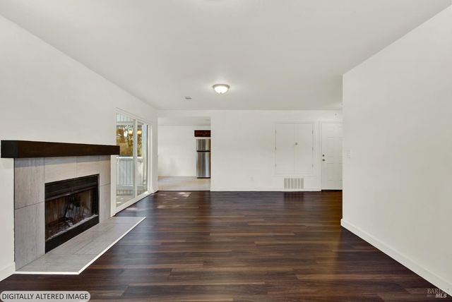 229 Nautical Ct, Vallejo, CA 94591