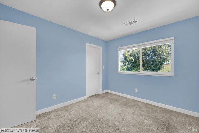 229 Nautical Ct, Vallejo, CA 94591