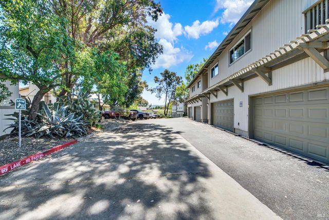 229 Nautical Ct, Vallejo, CA 94591