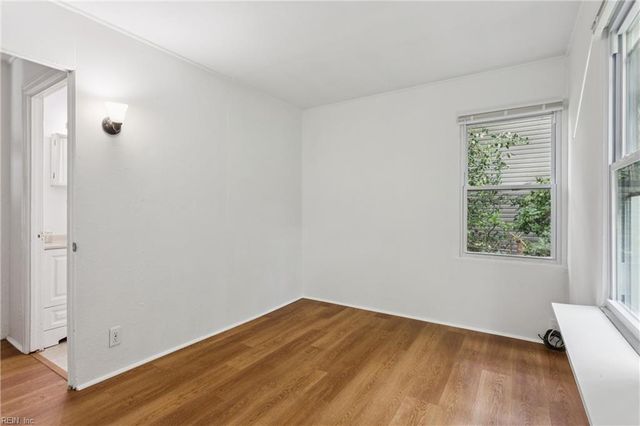 8227 Andrew LN, Norfolk, VA 23505