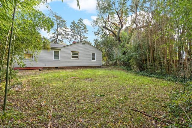 8227 Andrew LN, Norfolk, VA 23505