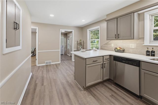 5111 Nave Street SW, Canton, OH 44706