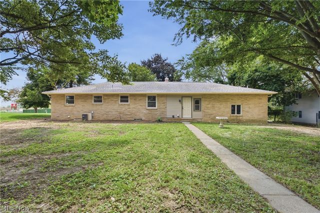 5111 Nave Street SW, Canton, OH 44706