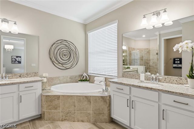 15888 Leaning Pine LN, Punta Gorda, FL 33982