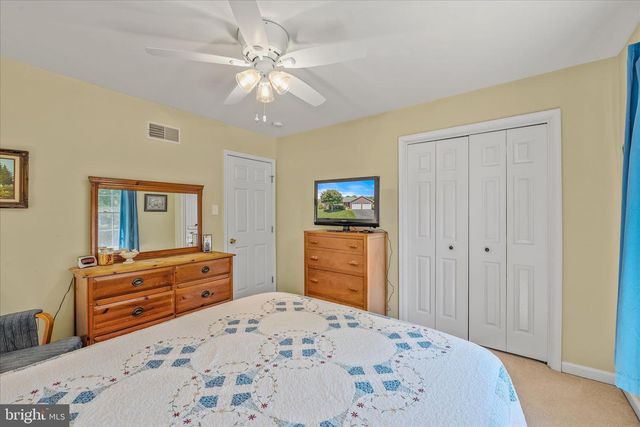 501 LILAC LN, Martinsburg, WV 25401