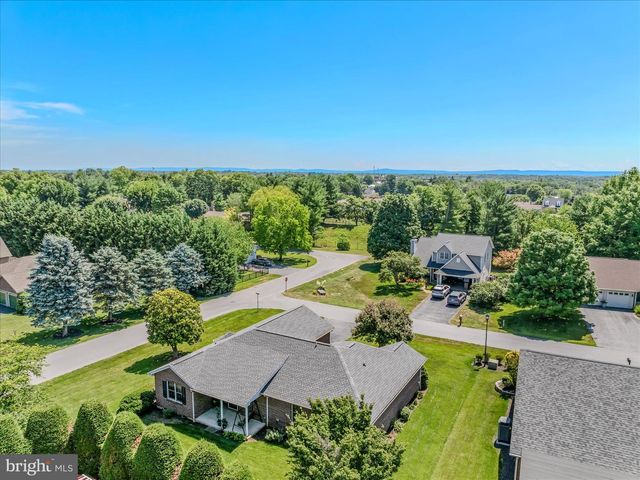 501 LILAC LN, Martinsburg, WV 25401