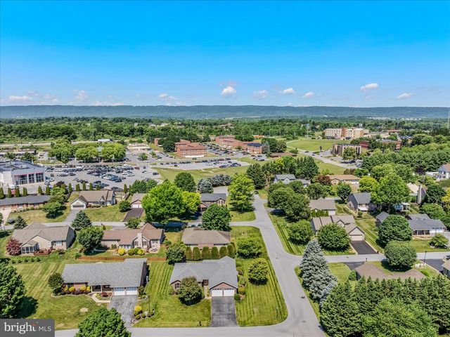 501 LILAC LN, Martinsburg, WV 25401