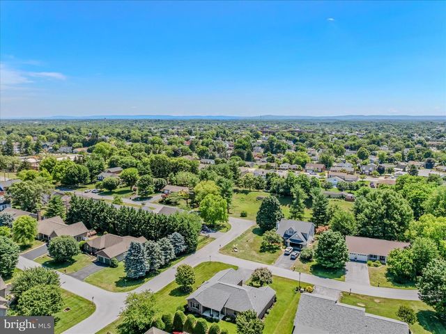 501 LILAC LN, Martinsburg, WV 25401