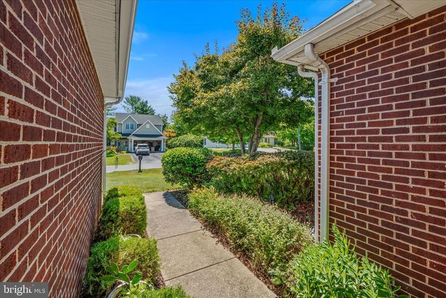 501 LILAC LN, Martinsburg, WV 25401