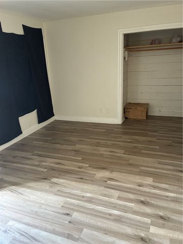 408 E 4th St, Alice, TX 78332