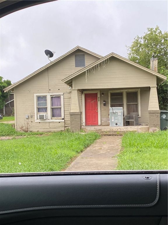 408 E 4th St, Alice, TX 78332