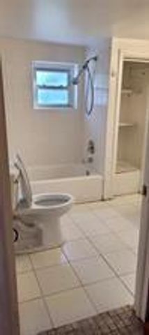 1820 Roosevelt Street B, Hollywood, FL 33020