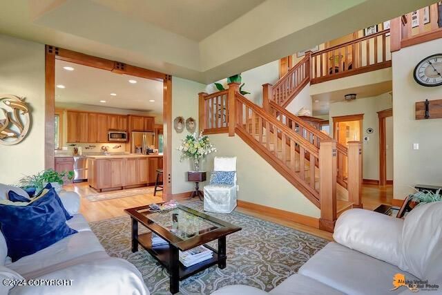 2923 Captain Cook Estates Circle, Anchorage, AK 99517