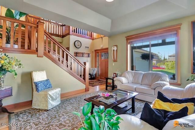 2923 Captain Cook Estates Circle, Anchorage, AK 99517