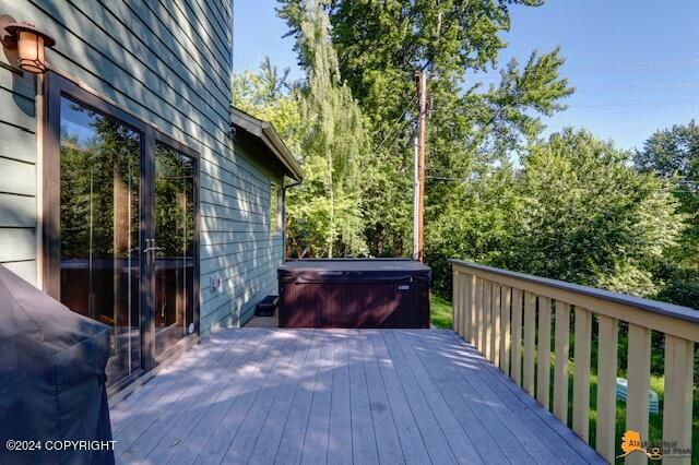 2923 Captain Cook Estates Circle, Anchorage, AK 99517