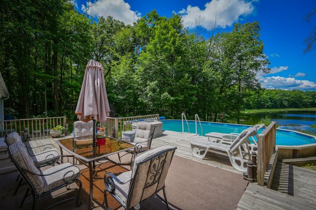 9339 Maple Hill Road, Howard City, MI 49329