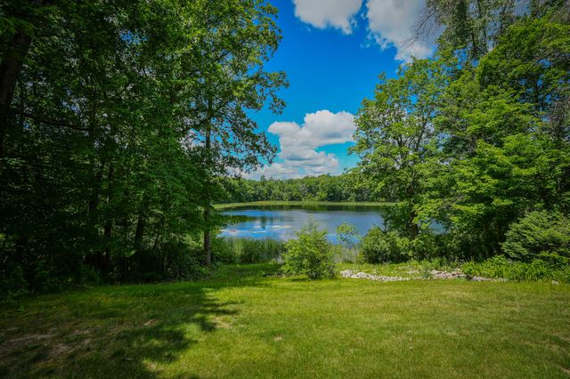 9339 Maple Hill Road, Howard City, MI 49329
