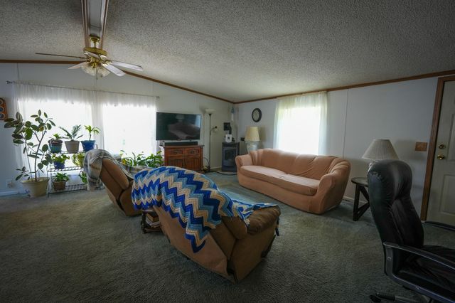 9339 Maple Hill Road, Howard City, MI 49329