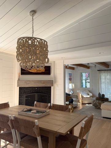 2 Glenmere Rd, Rockport, MA 01966