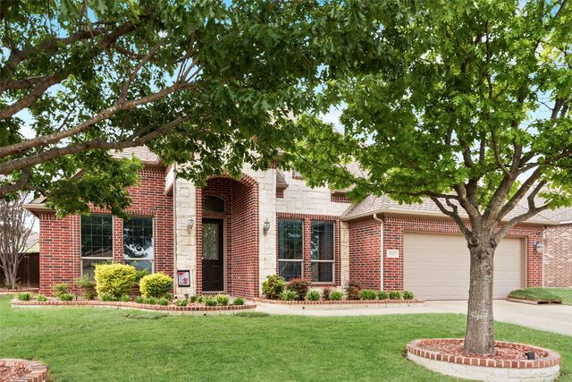 5017 W Fall Drive, Midlothian, TX 76065