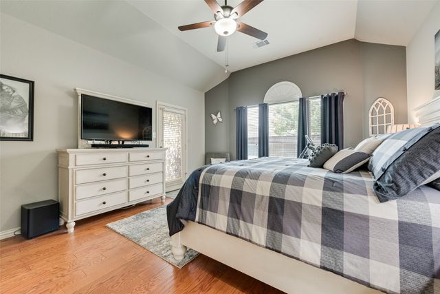 5017 W Fall Drive, Midlothian, TX 76065