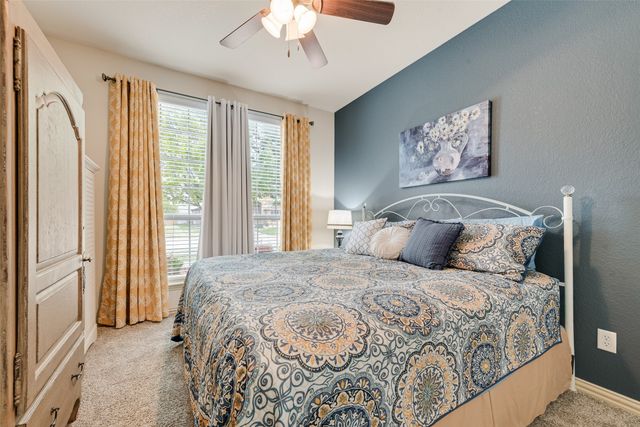 5017 W Fall Drive, Midlothian, TX 76065