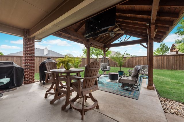 5017 W Fall Drive, Midlothian, TX 76065