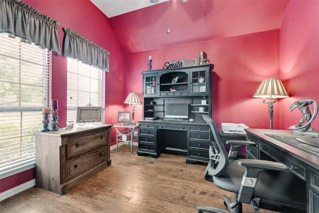 5017 W Fall Drive, Midlothian, TX 76065