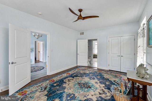 221 E 21ST AVE, North Wildwood, NJ 08260