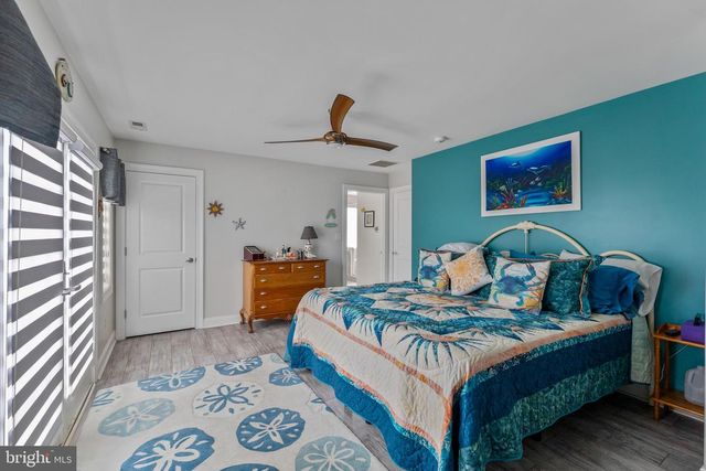 221 E 21ST AVE, North Wildwood, NJ 08260