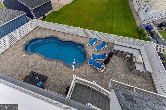 221 E 21ST AVE, North Wildwood, NJ 08260