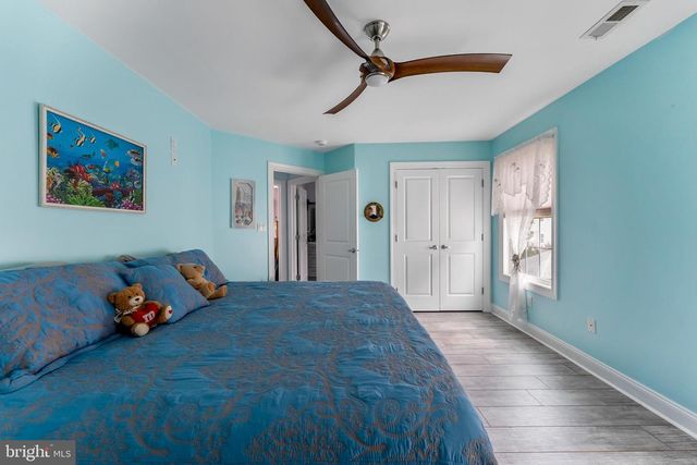 221 E 21ST AVE, North Wildwood, NJ 08260