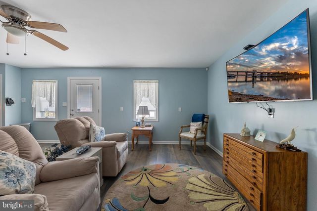 221 E 21ST AVE, North Wildwood, NJ 08260