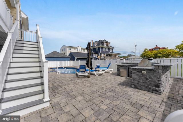 221 E 21ST AVE, North Wildwood, NJ 08260