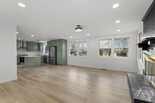 136 Roberta Dr, Hendersonville, TN 37075