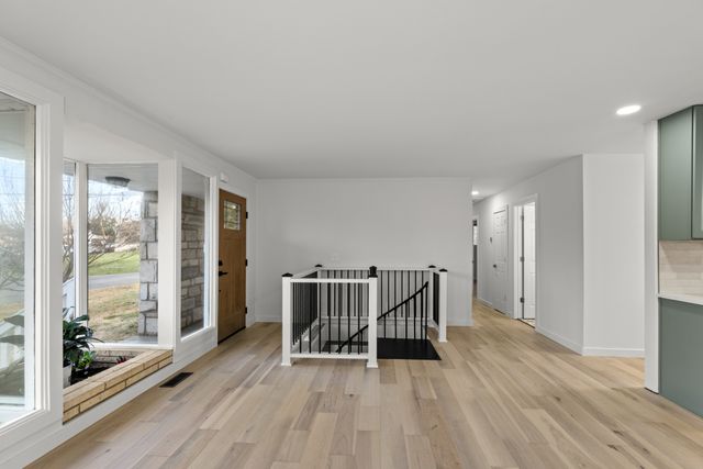 136 Roberta Dr, Hendersonville, TN 37075