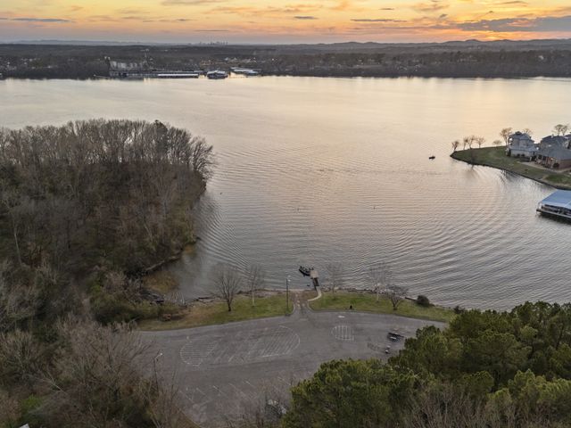 136 Roberta Dr, Hendersonville, TN 37075