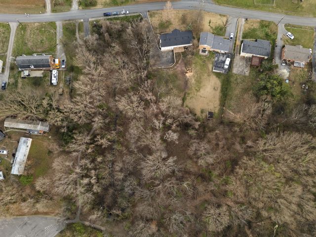 136 Roberta Dr, Hendersonville, TN 37075