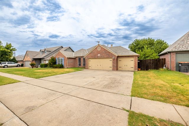 3945 S 217th East Avenue, Broken Arrow, OK 74014